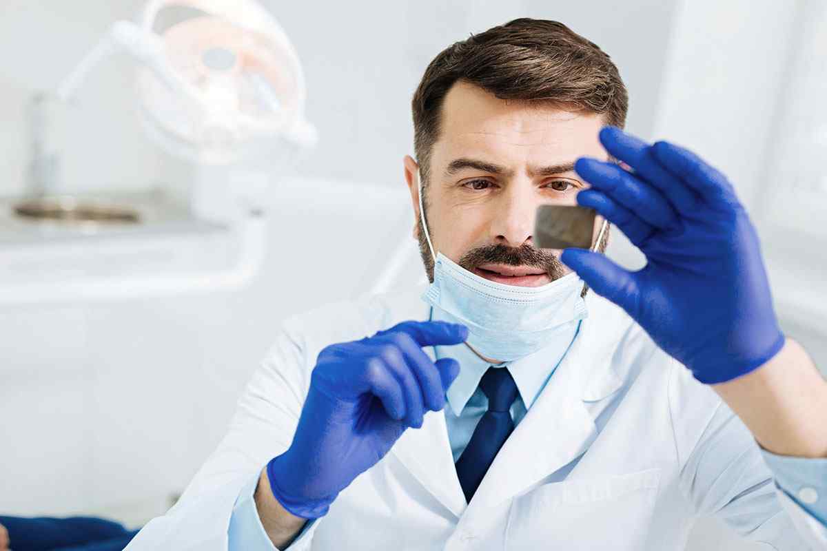 https://demo.dentvisit.com/wp-content/uploads/2020/01/home-services-3.jpg