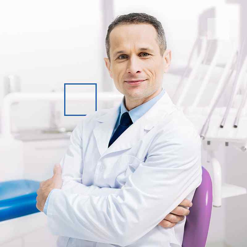 https://demo.dentvisit.com/wp-content/uploads/2020/01/people-03.jpg
